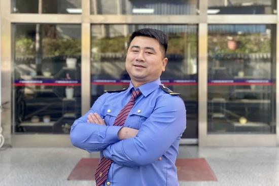 来自机务段的他,随队勇夺“湘超”冠军! 来自机务段的他,随队勇夺“湘超”冠军!