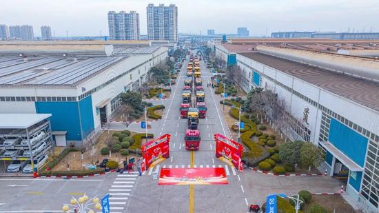 2026开门红 | 徐工道路机械赋能全国施工新征程! 2026开门红 | 徐工道路机械赋能全国施工新征程!