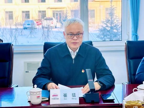 崔猛到公路运营公司长太项目经理部宣讲党的二十届四中全会精神并开展督导检查