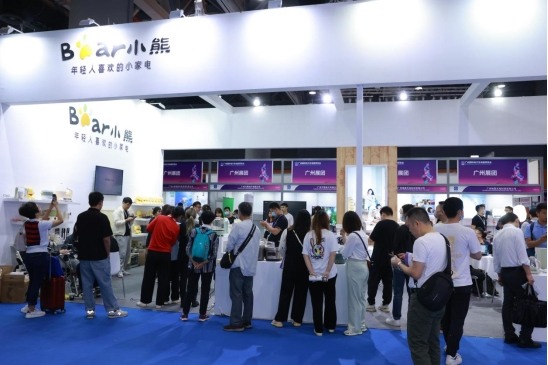 科技盛宴,IEAE深圳电子展点亮科技之光 科技盛宴,IEAE深圳电子展点亮科技之光