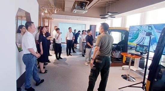 中国工程机械工业协会组织召开《工程机械数字化水平评估规范》团体标准启动会暨草案研讨会