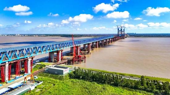 中铁大桥局7项工程和技术荣获2025年度中国中铁绿色环保奖项 中铁大桥局7项工程和技术荣获2025年度中国中铁绿色环保奖项