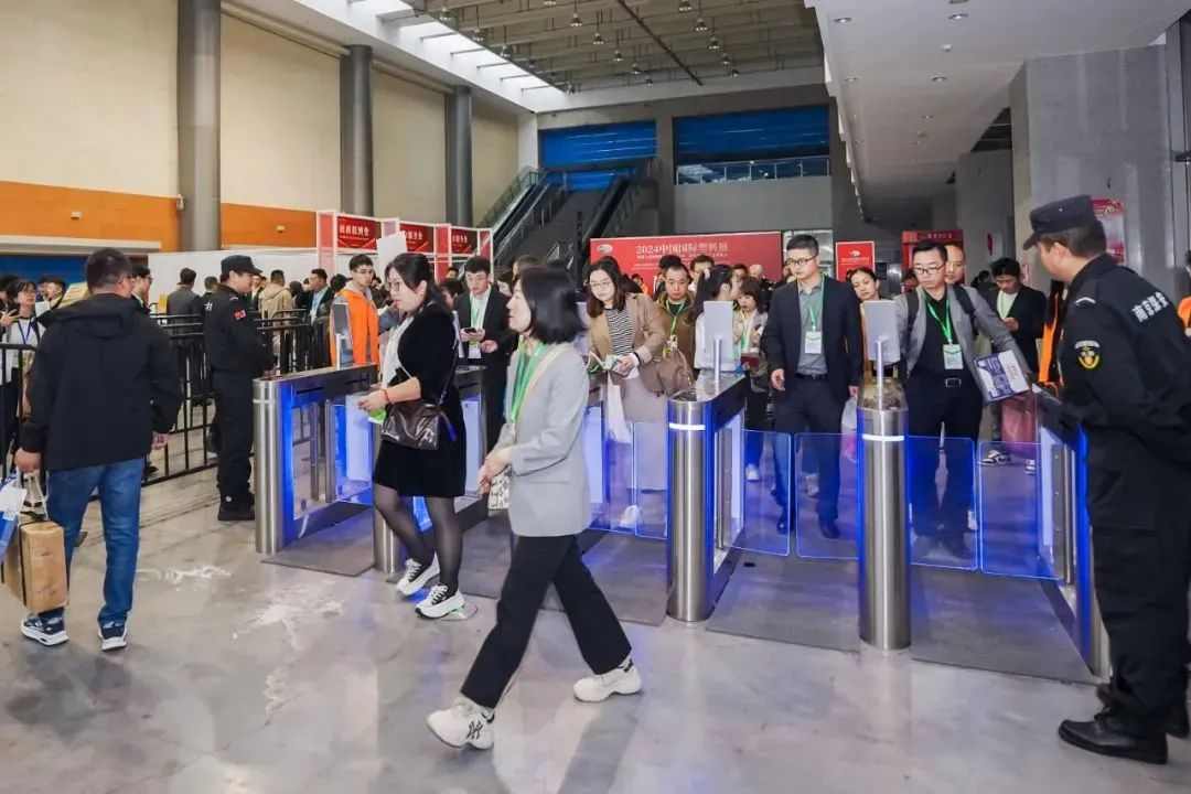 2024中国国际塑料展科技创新展区现场回顾