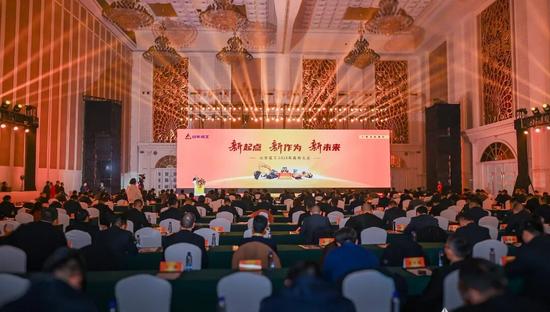 山东临工2026年商务大会隆重举行 山东临工2026年商务大会隆重举行