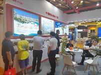 “中国鞋业基地·丹阳”亮相2025“摩登中国”国际鞋包服饰时尚展