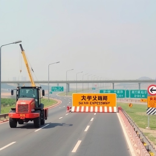 随信高速加快打通鄂豫交通大动脉 湖北交投投建 随信高速加快打通鄂豫交通大动脉 湖北交投投建